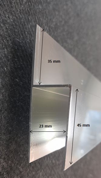 Wandprofil mit Lasche hinten für Nische, Eck- und U-Dusche Bijon