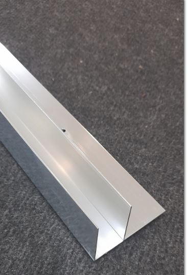 Wandprofil mit Lasche seitlich für Nische, Eck und U-Dusche Bijon