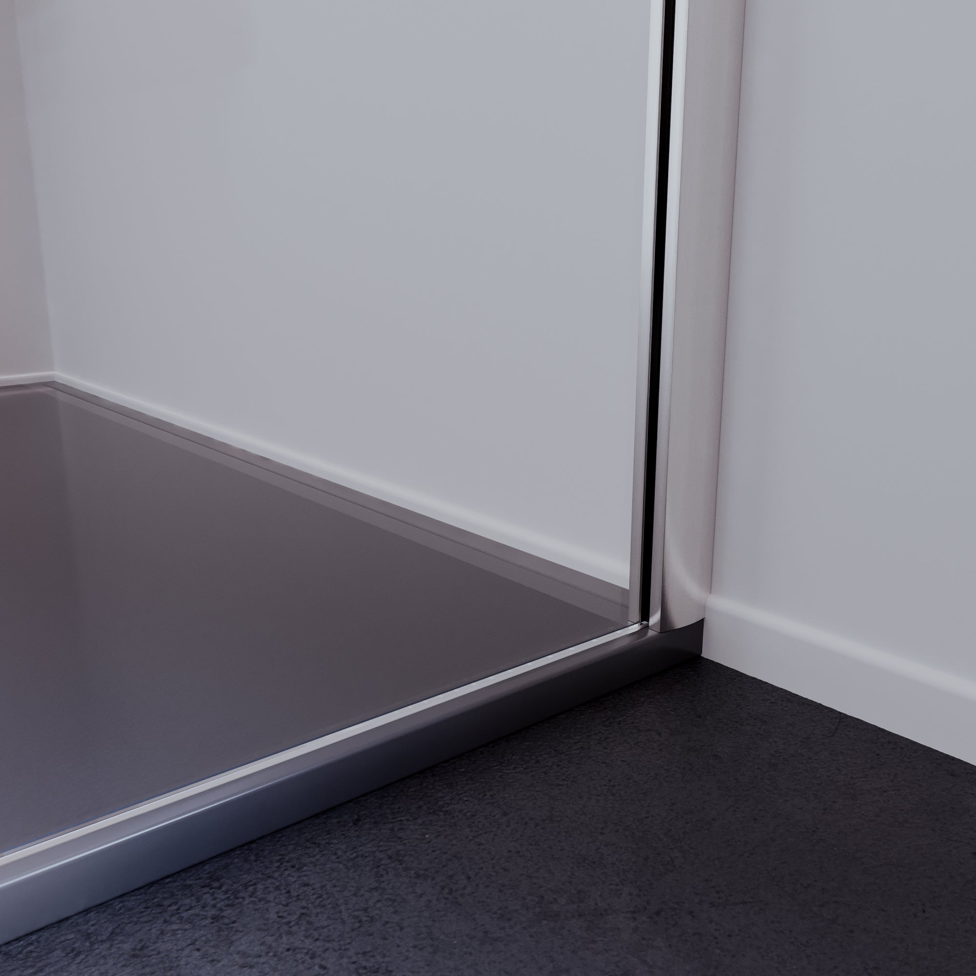 Duschwand Walk - In 8mm ESG, Teilsatiniert - Duschwand